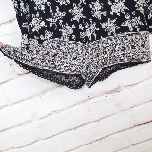 Volcom Longsleeve Romper Size M 12 - Picture 5 of 8